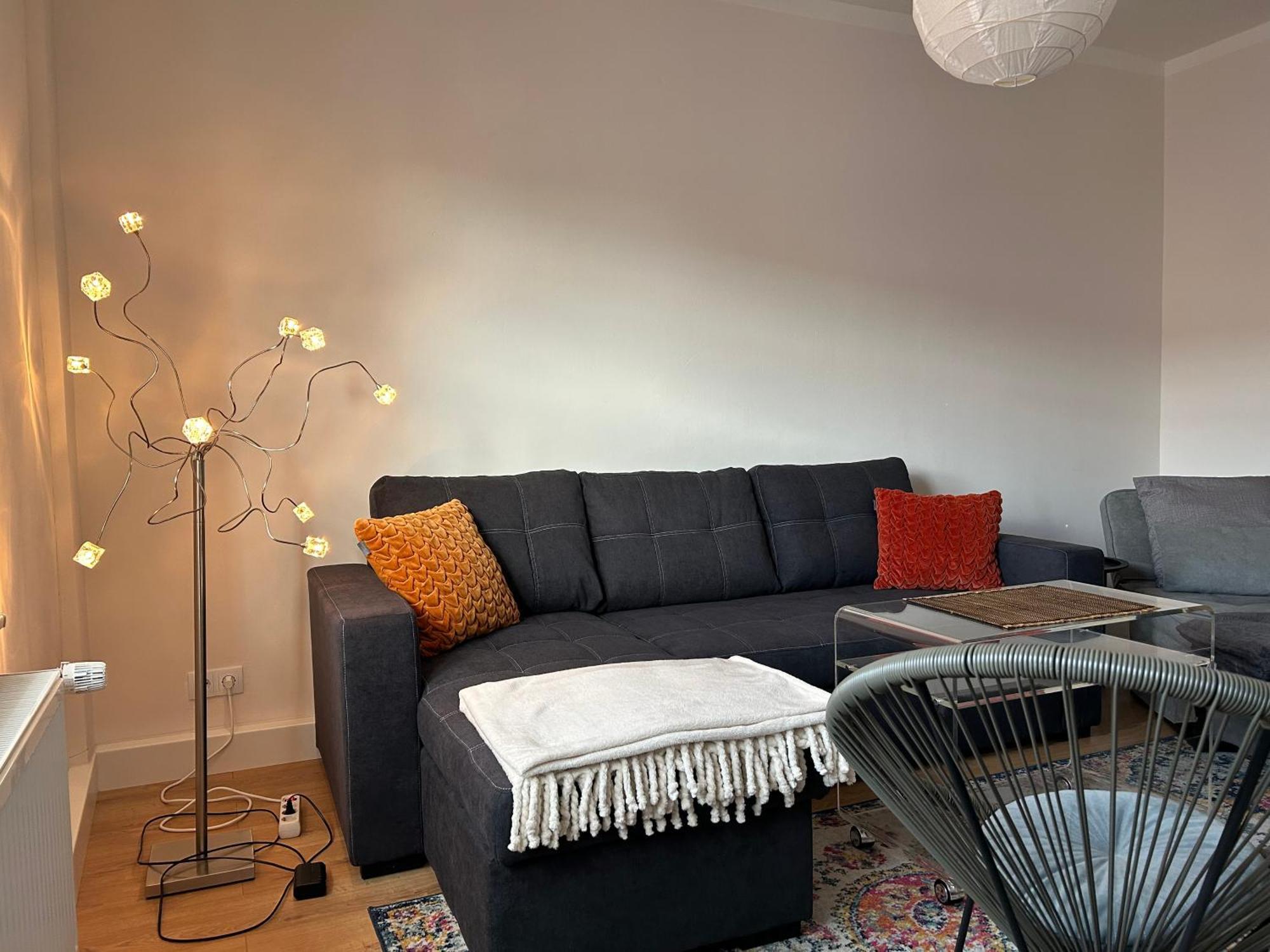 Schoene Neue 4 Zimmer Wohnung Mit Sued-Balkon Bis 8 Personen 萨勒河畔瑙姆堡 外观 照片